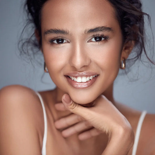 The smiling woman